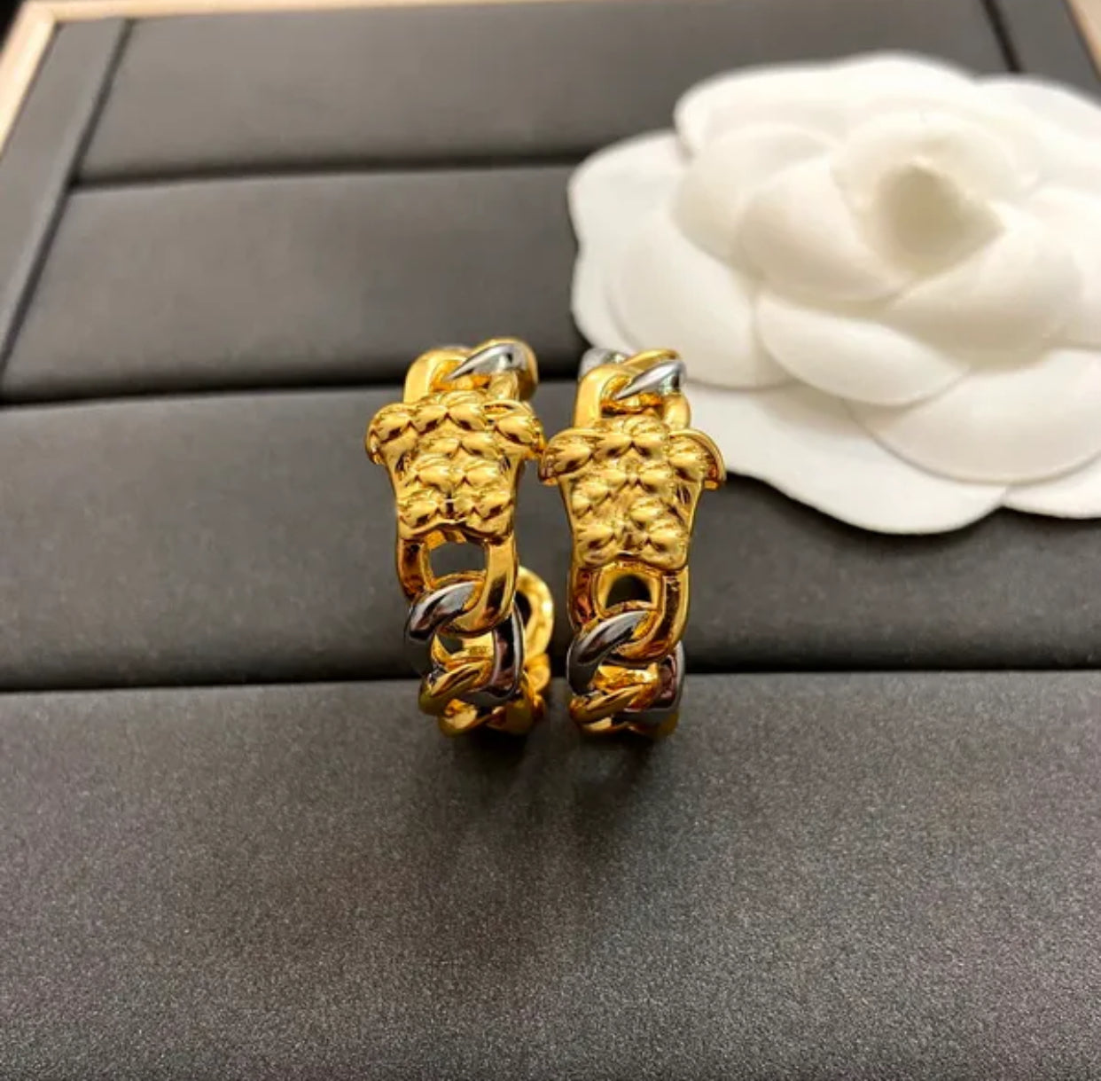 Designer Round stud Earrings