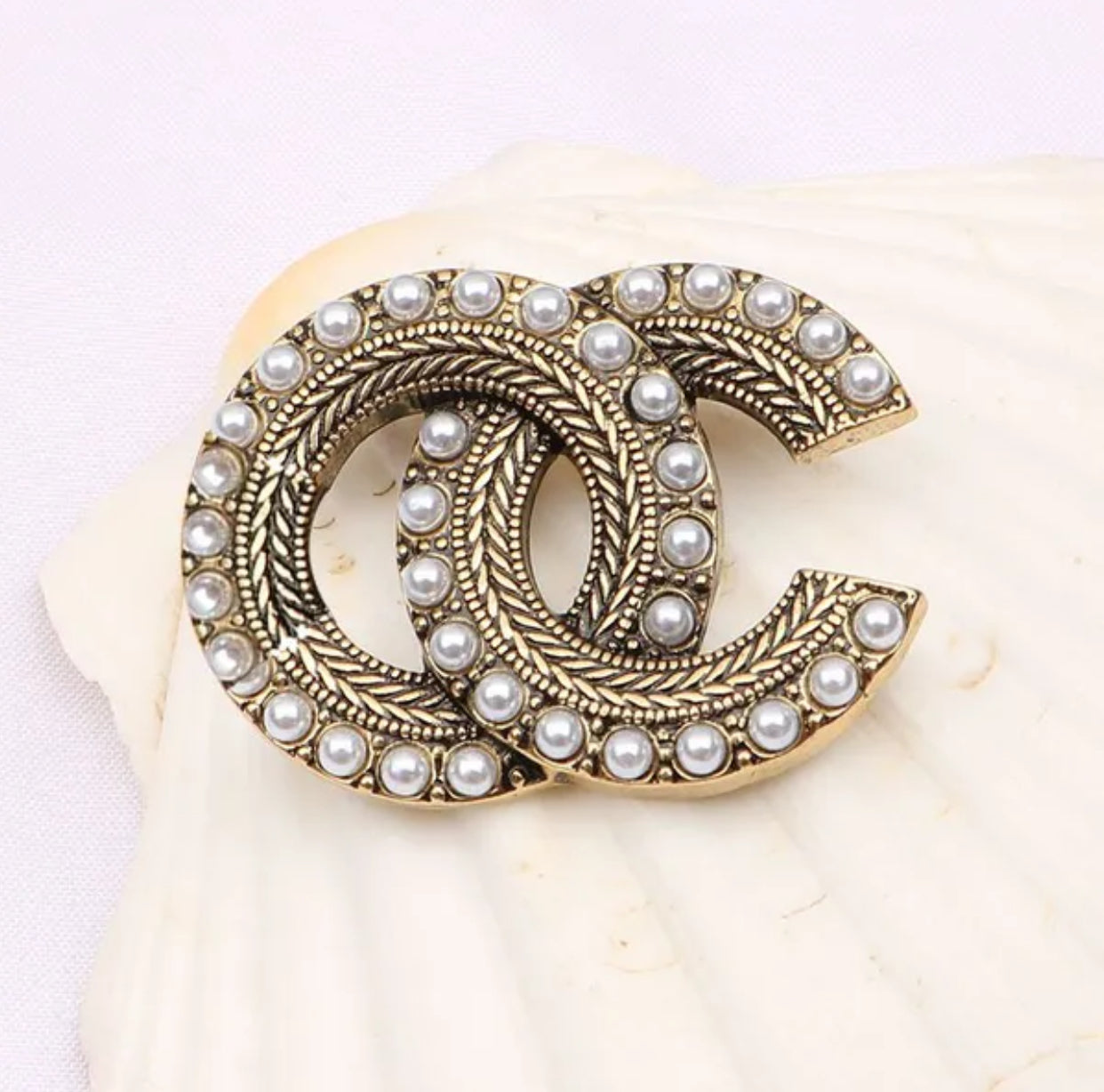 Designer Brand Letter Brooch