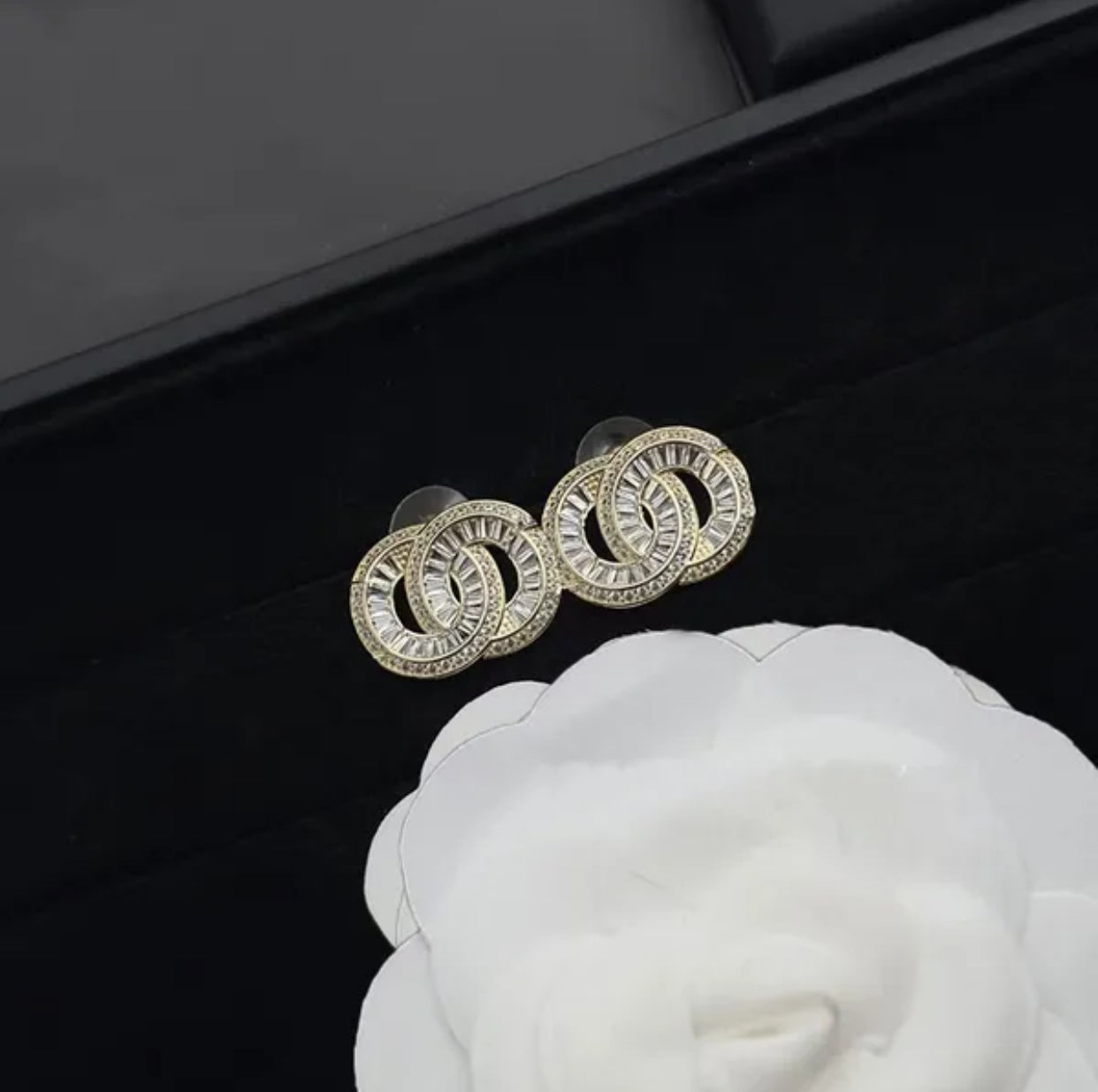 Fashionable CC Stud Earrings