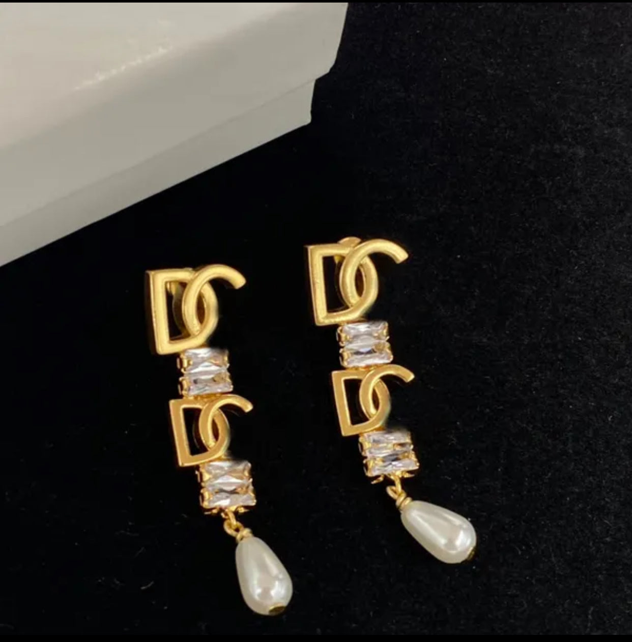 Designer Earring Diamond Big tears Pearl