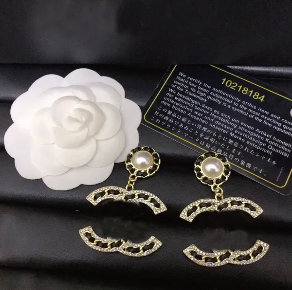 CC fashion Pearl Earrings