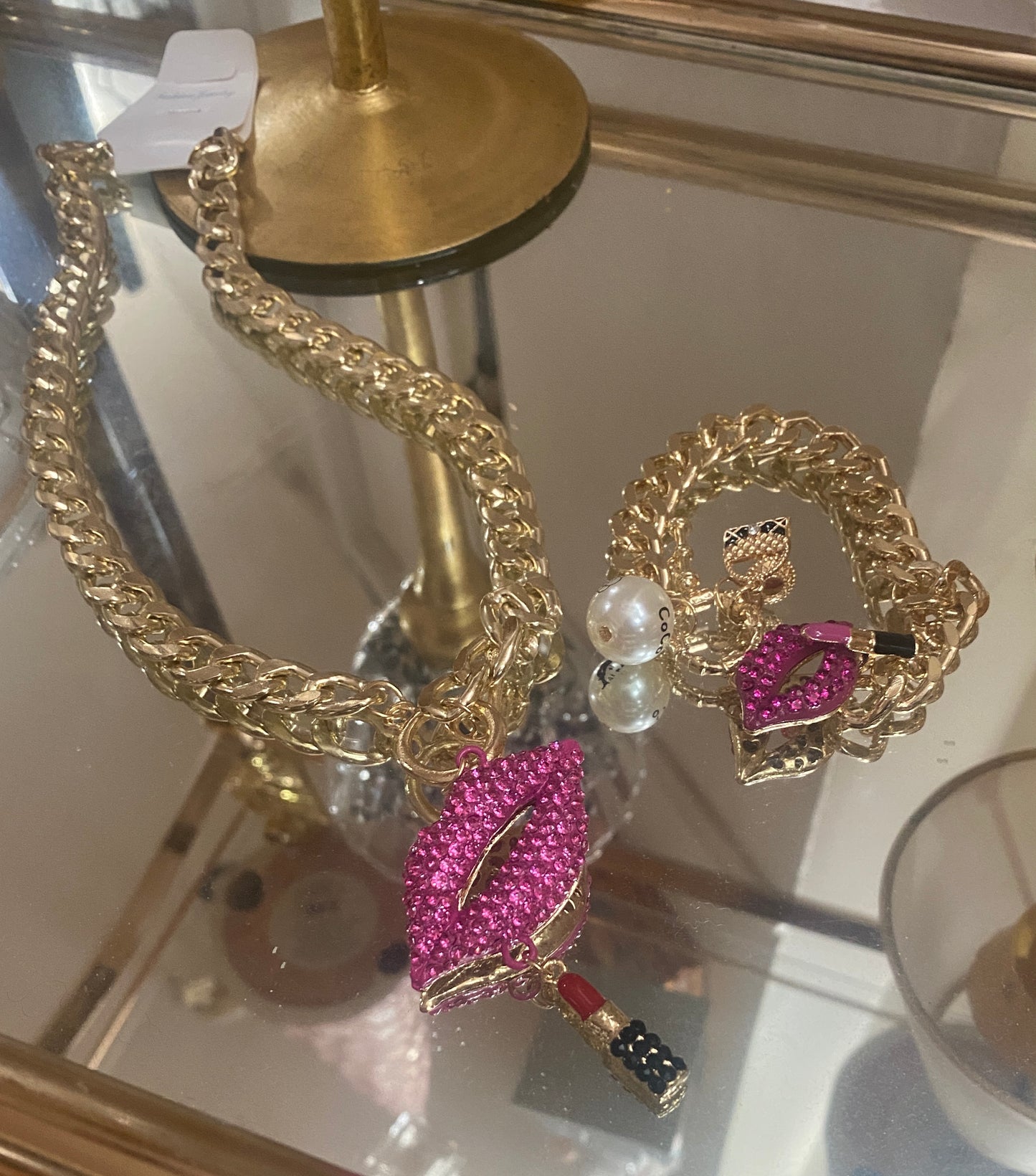 Choker Necklace