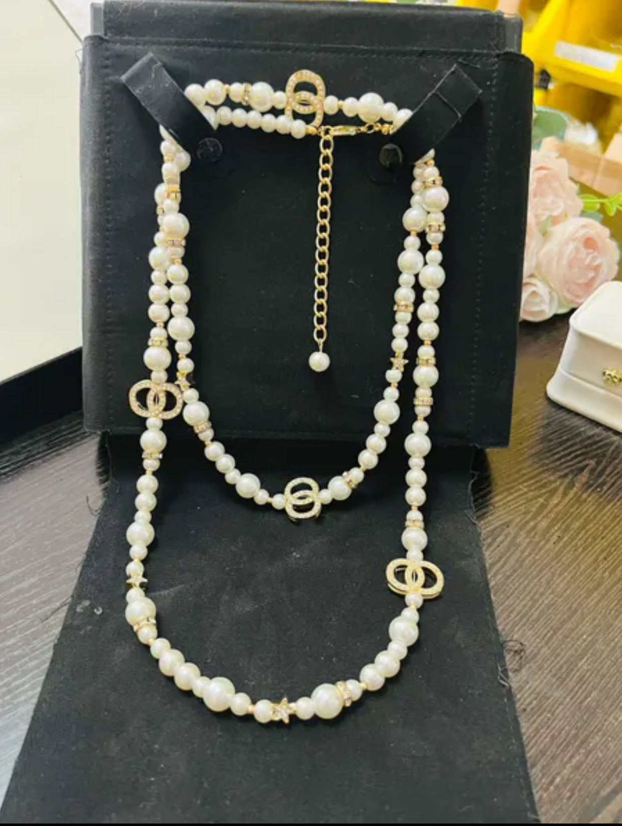 Extravagant Pearl Necklace