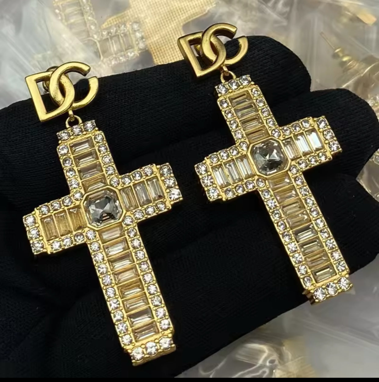 Dg cross Body Earrings