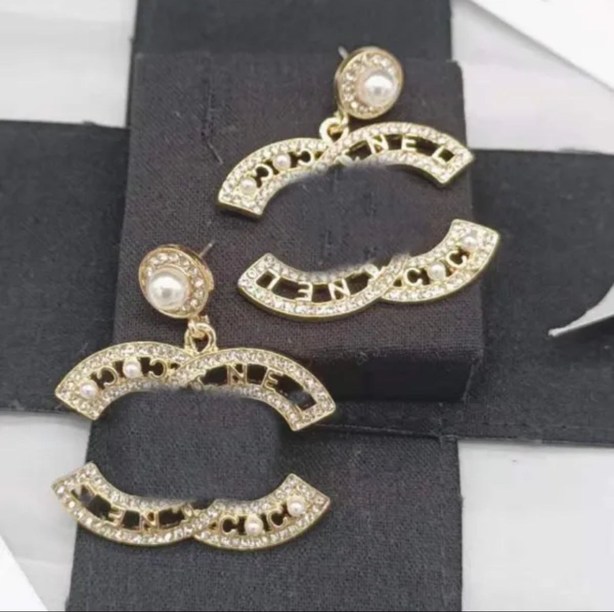 Luxury Brand CC Earrings