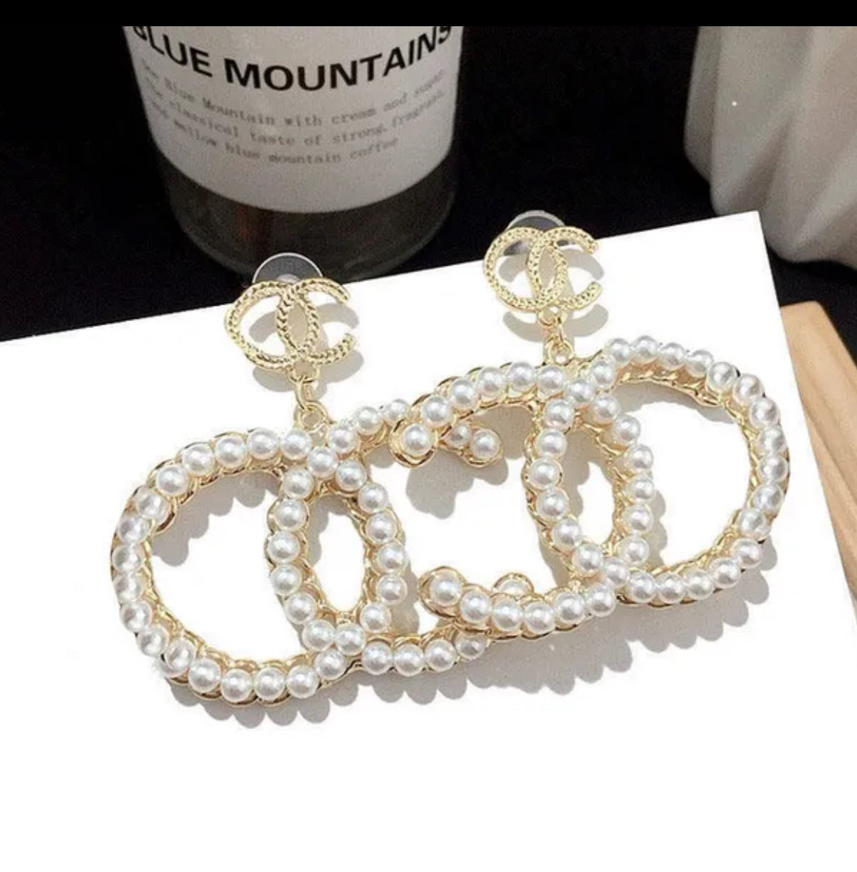Designer Brand Stud Earren