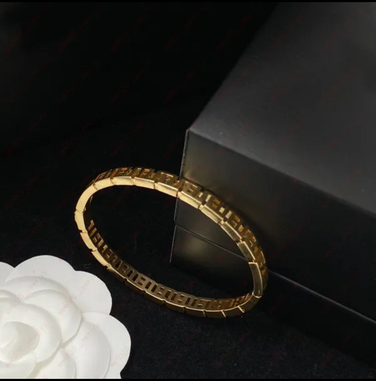 Designer Brand Letter V Bangle