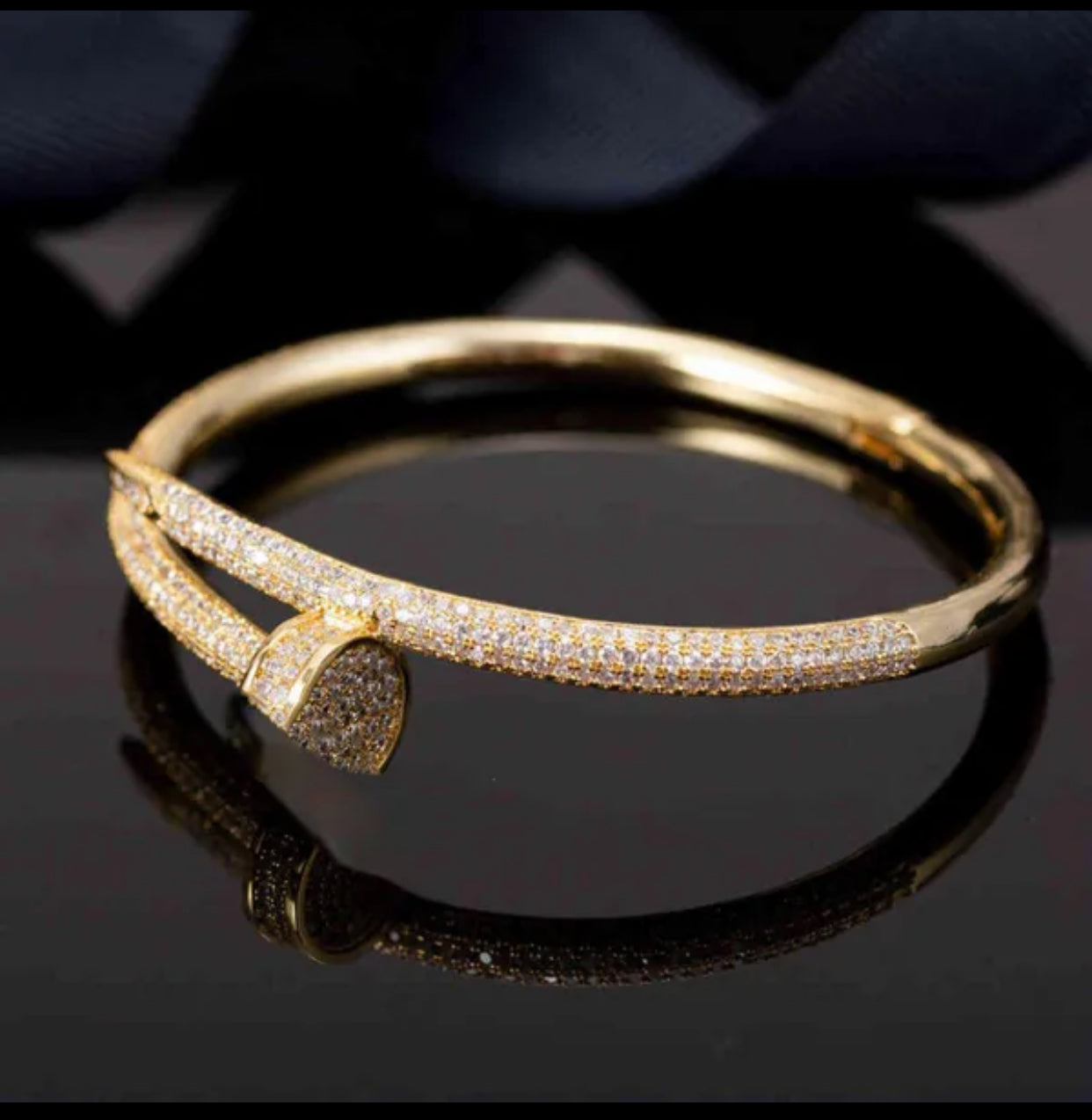 Fashionable Simple Shiny Bracelet