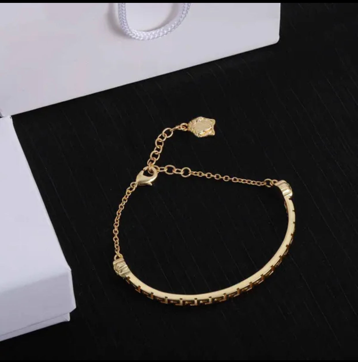 Fashion Gold Charm Bracelet