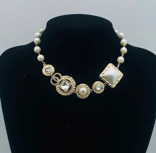 Classic Designer pearl necklace