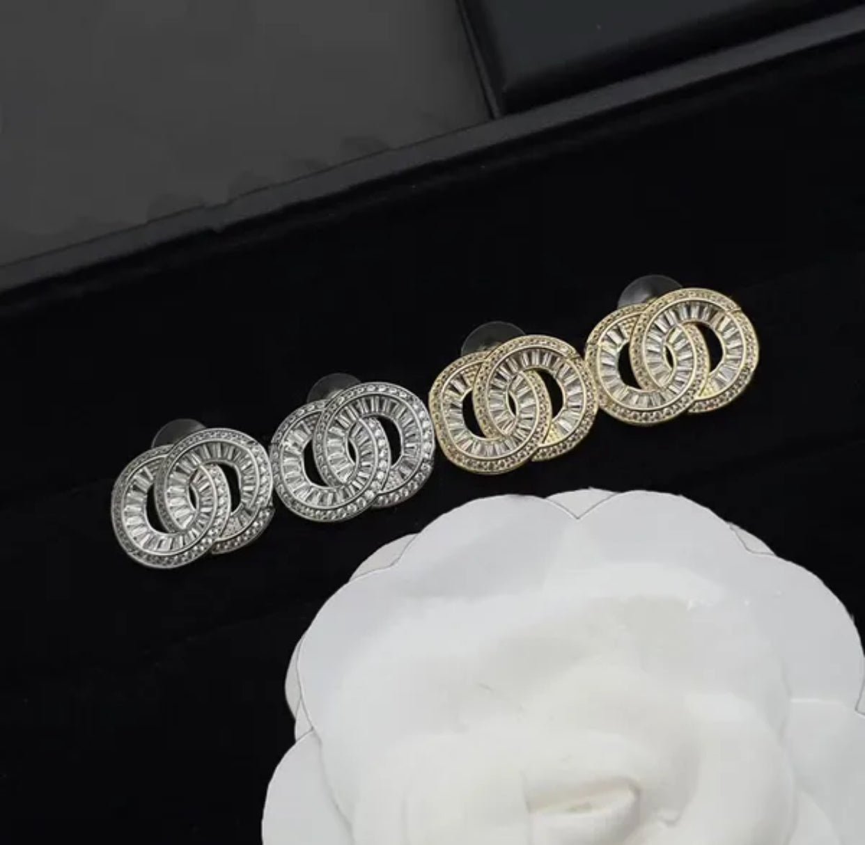Fashionable CC Stud Earrings