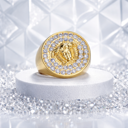 Fashion designer Ring