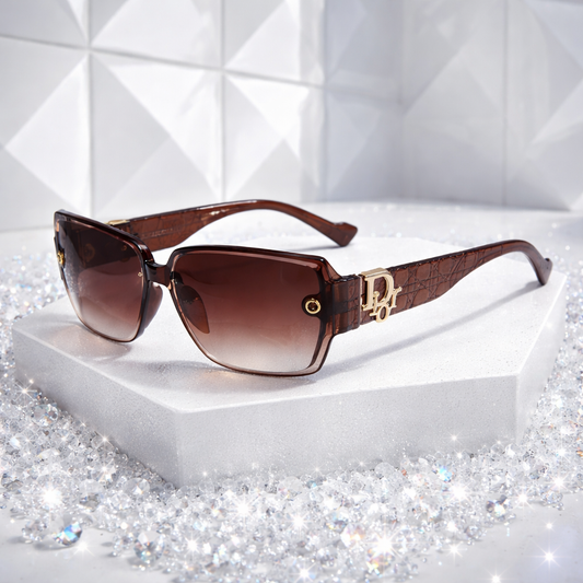 Fashion designer sunglasses